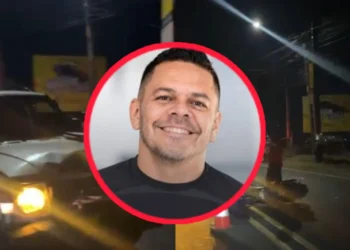Motociclista permanece grave tras accidente frente al Néctar Arena