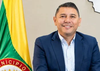 Procuraduría revoca sanción contra Andrés Hurtado
