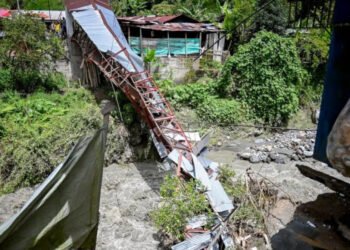 Pico de Oro exige respuestas por puente colapsado en el Cañón del Combeima