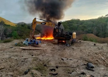 Operativo ambiental golpea minería ilegal en el sur del Tolima