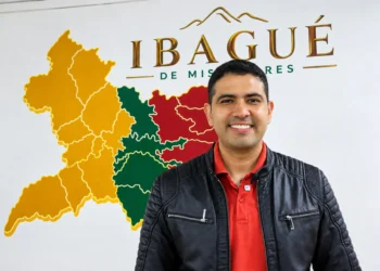 Zambrano arremete contra la UNDMO y pone la mira en la Alcaldía