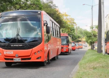 Taxistas, busetas y camperos anuncian paro en Ibagué para el 27 de octubre